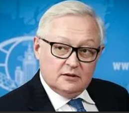 Рябков заявил, что Москва не будет силой удерживать США в Договоре СНВ