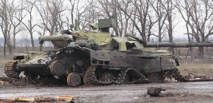 Украинские танкисты находят всё больше смысла ломать бронетехнику или сдаваться