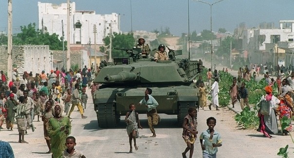 9 декабря 1992 г. Запад организовал вторжение в Сомали