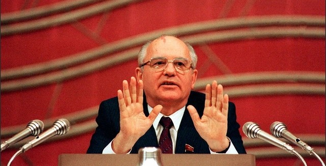 13 августа 1990 г. М. Горбачёв реабилитировал врагов народа
