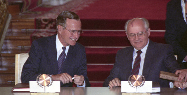 31 июля 1991 г. США и СССР подписали договор СНВ-1