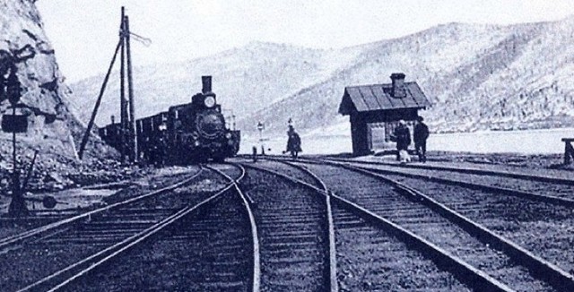 21 июля 1904 г. завершено строительство Великой Сибирской магистрали
