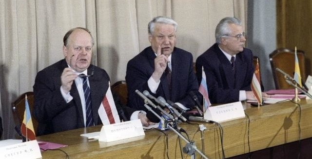 8 декабря 1991 г. подписано Беловежское соглашение