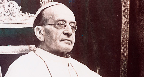 16 мая 1931 г. Папа Римский Пий XI заявил о несовместимости католицизма с социализмом