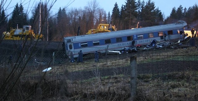 27 ноября 2009 г. произошло крушение «Невского экспресса»